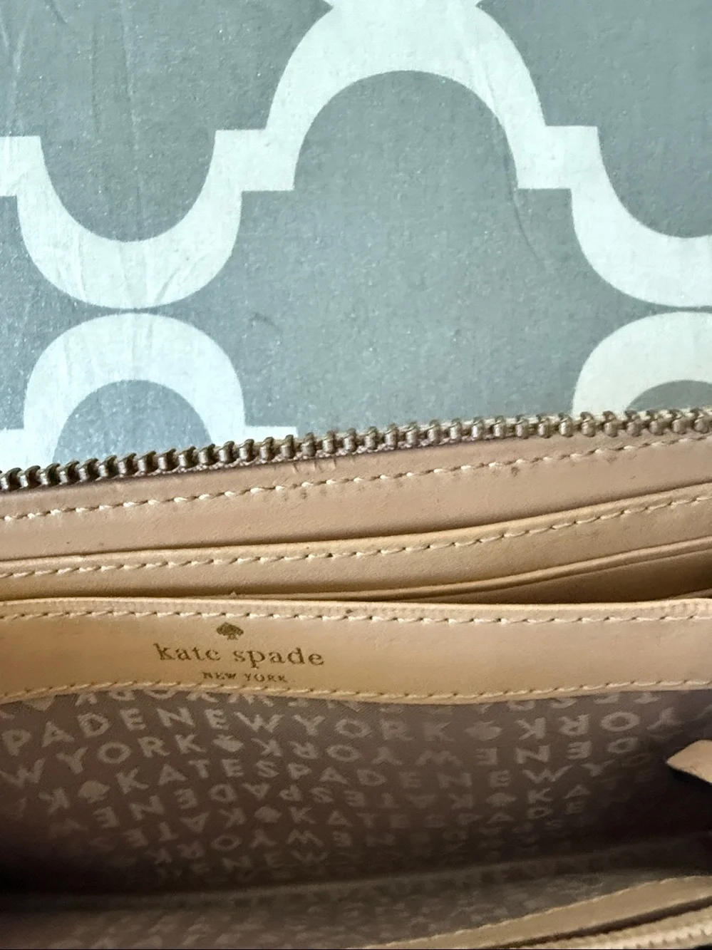 kate spade Blush Pink Pebbled Leather Zip Wallet with Gold Plaque